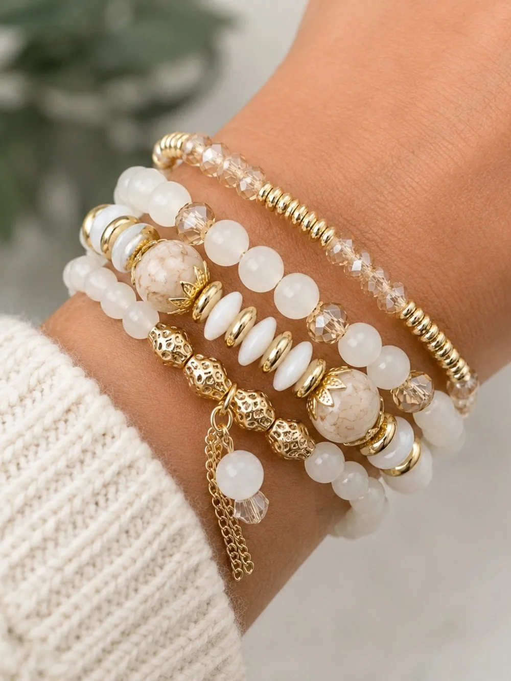 White Beaded Bracelet Stack Gold Tone Crystal Charm Boho Stretch Boutique Set
